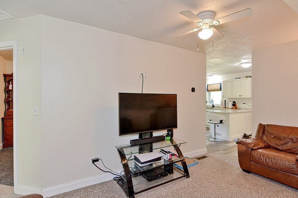48 East Charlton Road Spencer, MA 01562 - Photo 36 of 42 Gallery Image 36