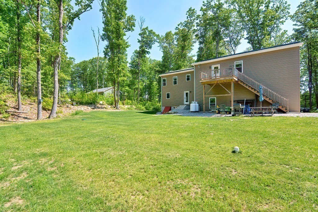 48 East Charlton Road Spencer, MA 01562 - Photo 9 of 42 Gallery Image 9