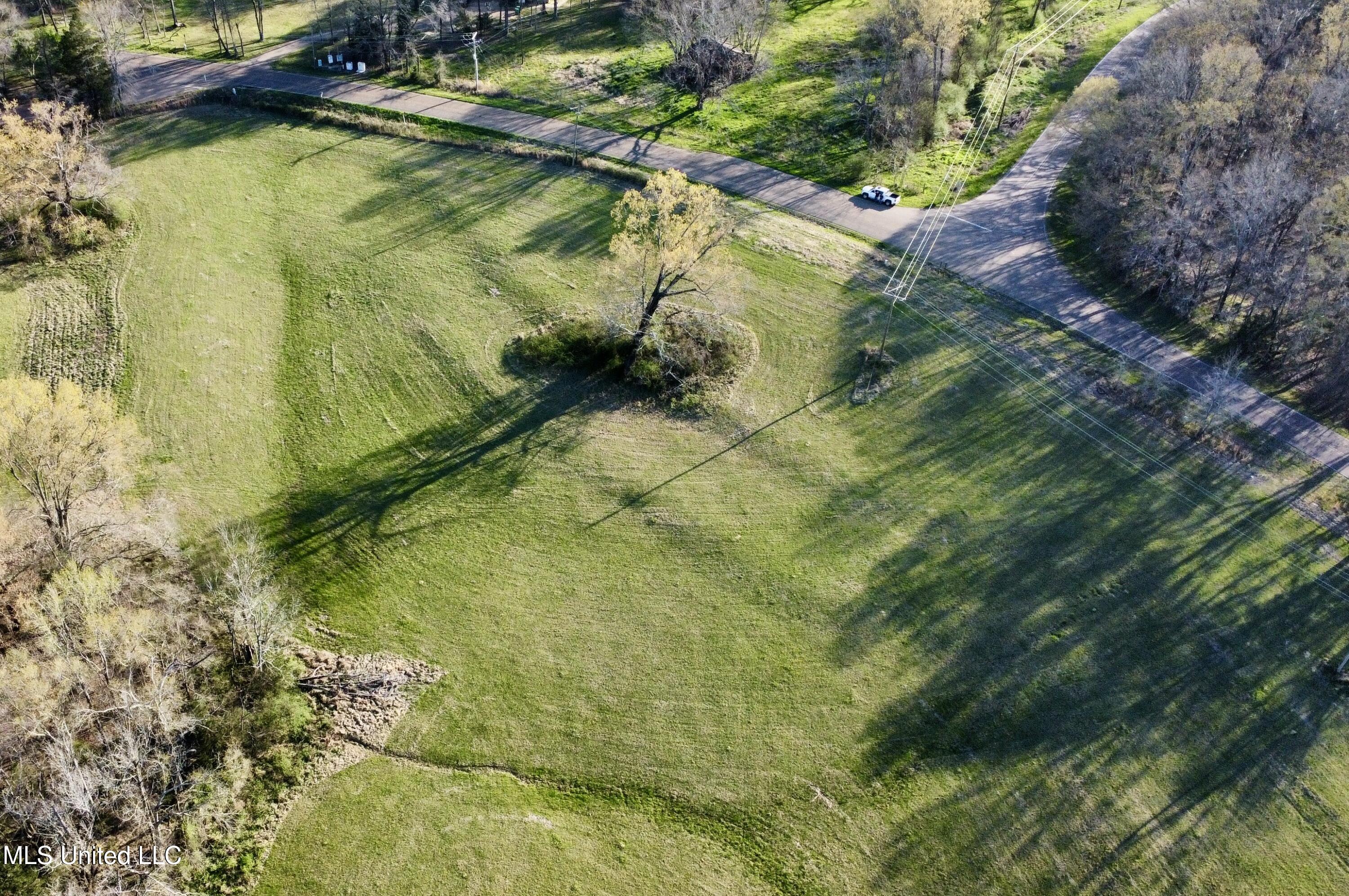 4820 Clinton-Tinnin Road Clinton, MS 39056 - Photo 4 of 7 dji_fly_20250321_173100_236_174287056453