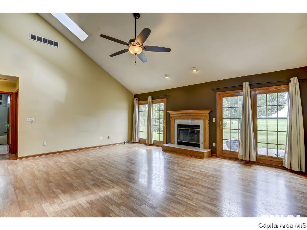 5960 North Lake Road Springfield, IL 62711 - Photo 11 of 36