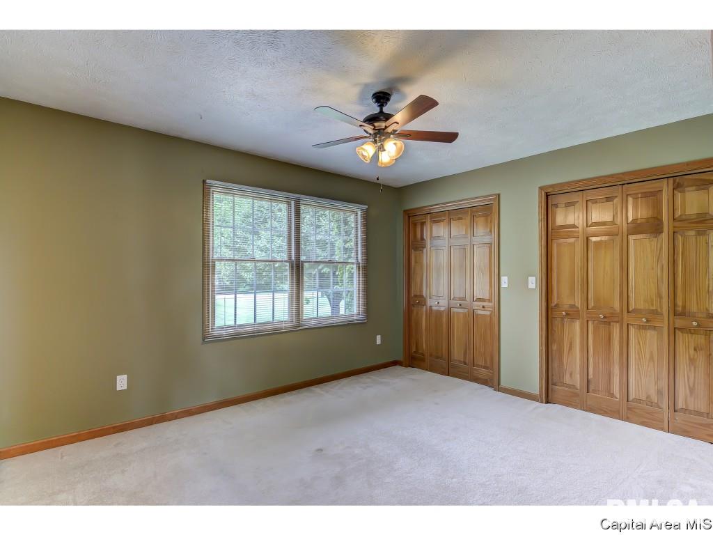 5960 North Lake Road Springfield, IL 62711 - Photo 25 of 36