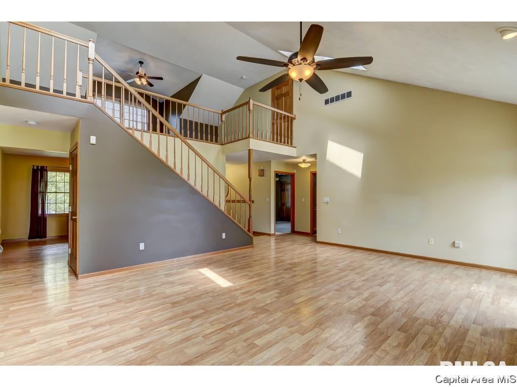 5960 North Lake Road Springfield, IL 62711 - Photo 9 of 36