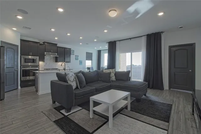 $2,075 | 113 Rocking R Court, Georgetown, TX 78633