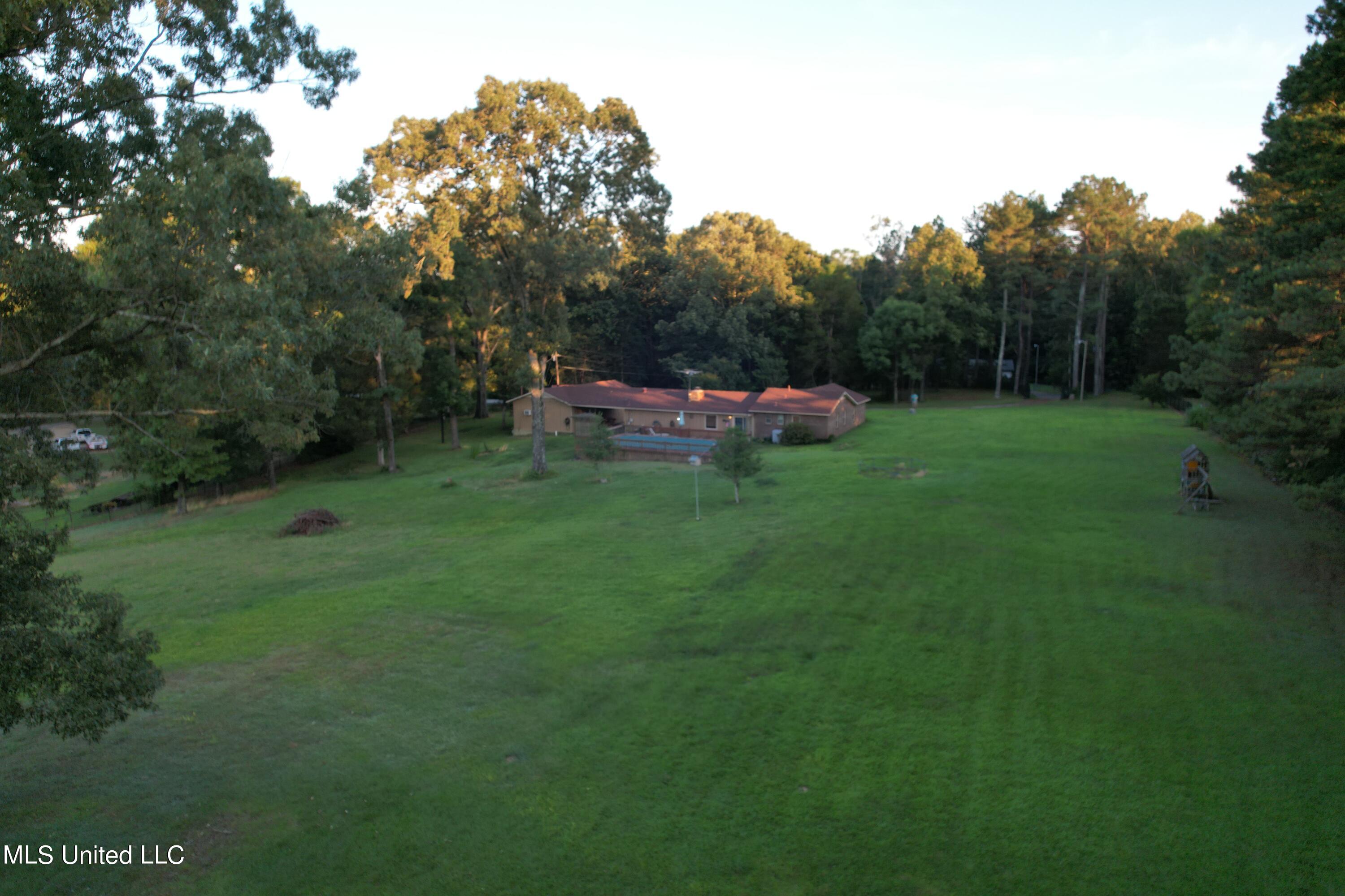 43 Minton Road Byhalia, MS 38611 - Photo 5 of 18 Photo_6553715_DJI_115_jpg_6795233_0_2022