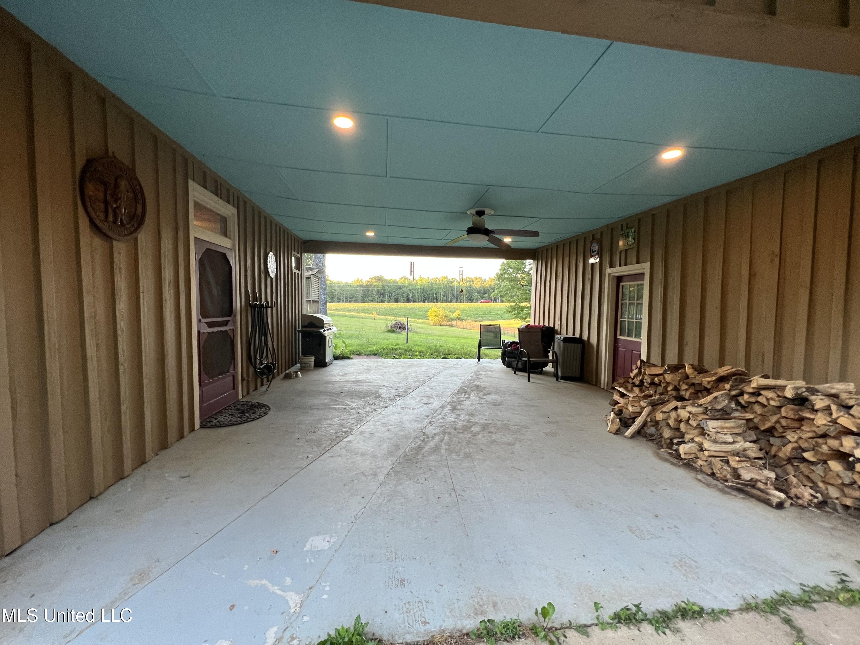 43 Minton Road Byhalia, MS 38611 - Photo 6 of 18 IMG-2913