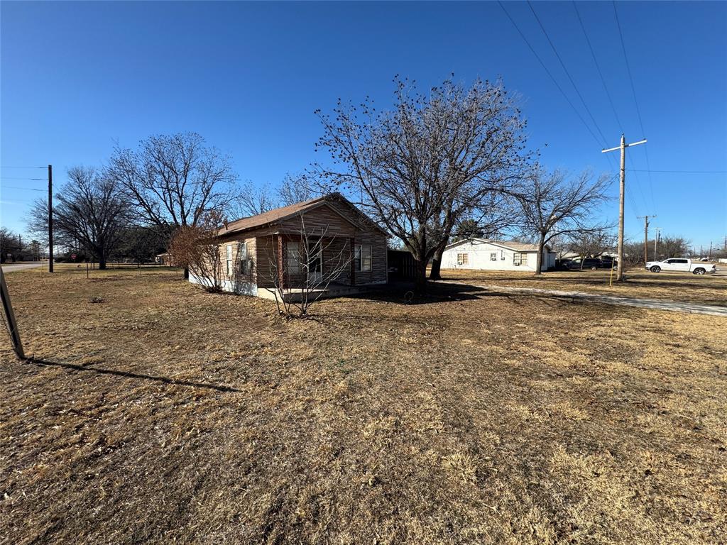 610 5th Street Hawley, TX 79525 - Photo 14 of 19