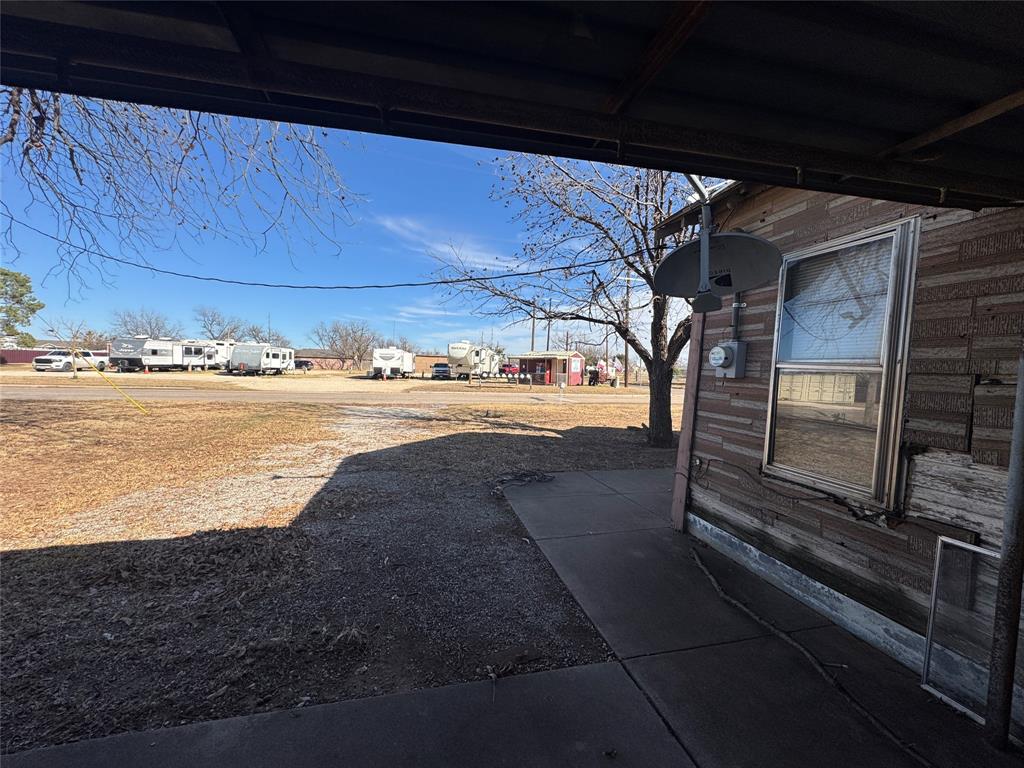 610 5th Street Hawley, TX 79525 - Photo 16 of 19 a view of ocean and a car park in a room