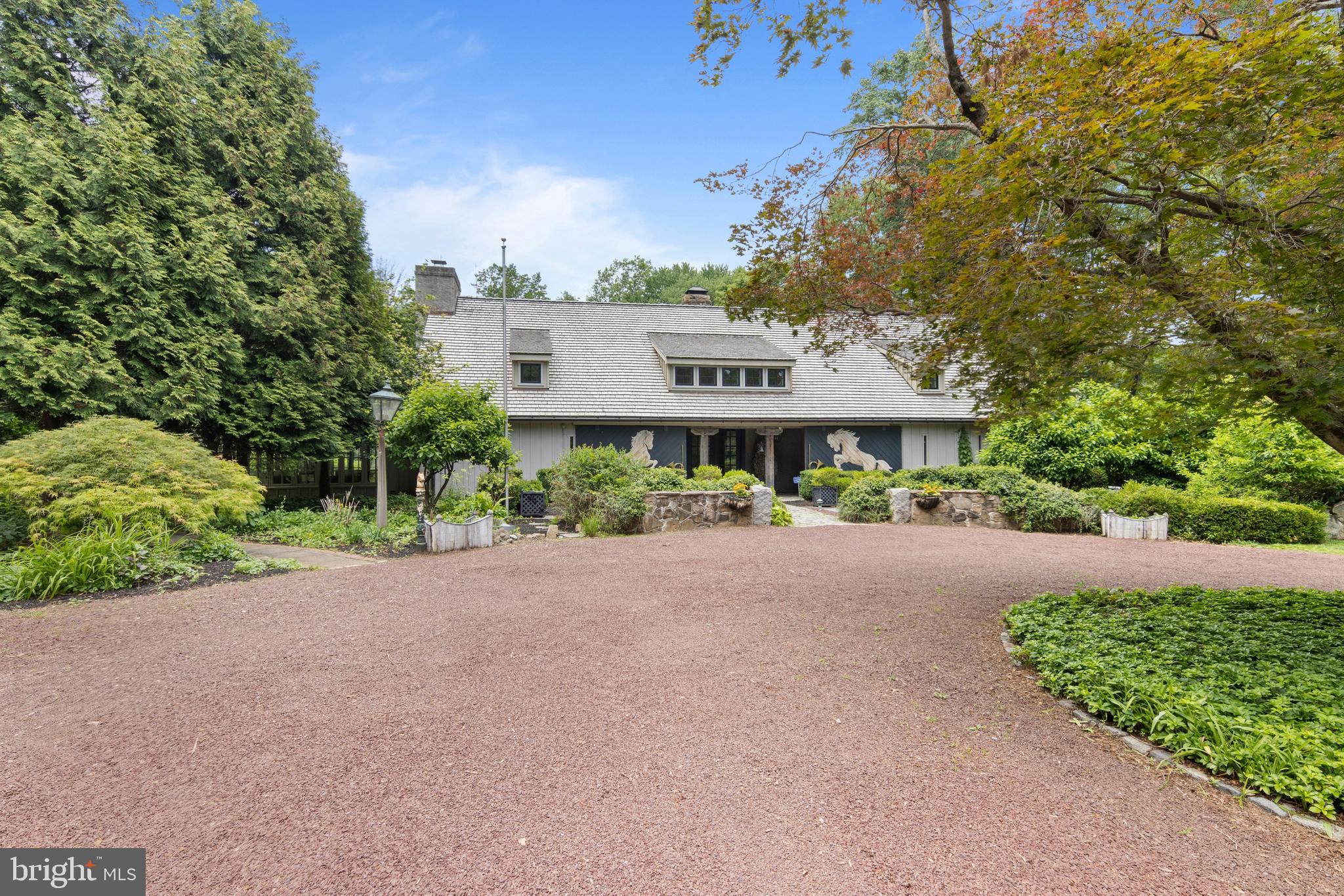 120 Davis Road Malvern, PA 19355 - Photo 41 of 58 circular drive