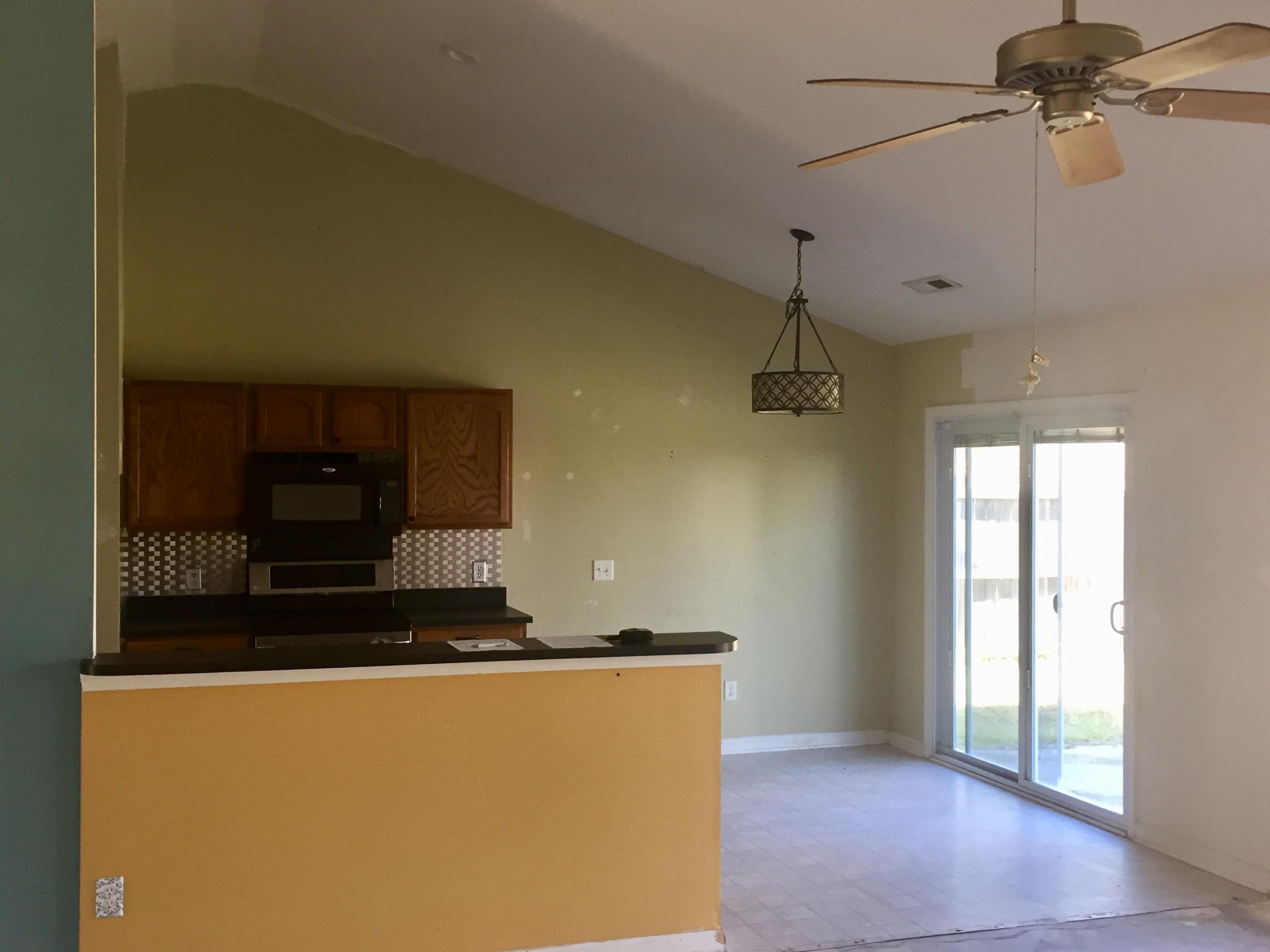 246 Border Road Goose Creek, SC 29445 - Photo 2 of 7 246BorderRoadDiningArea