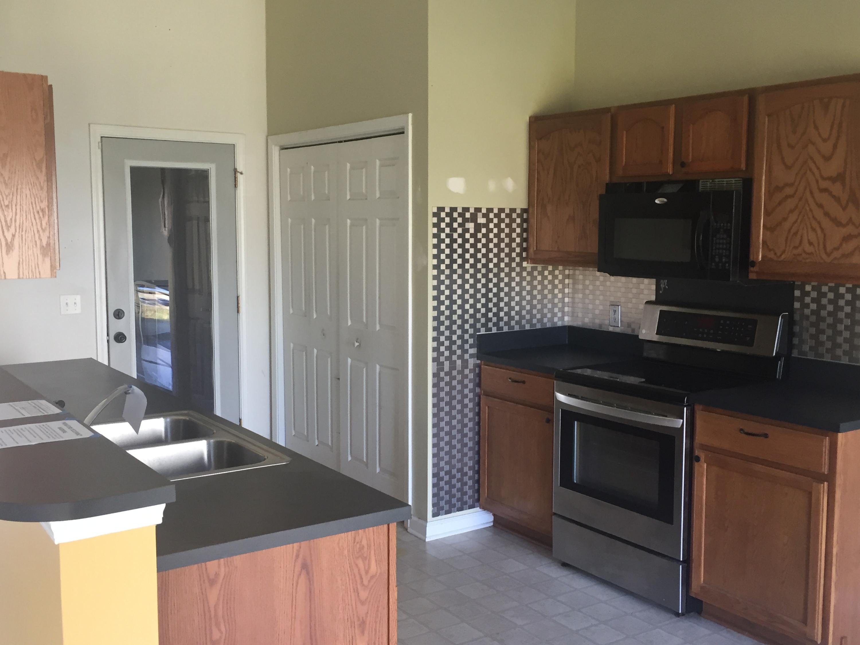 246 Border Road Goose Creek, SC 29445 - Photo 4 of 7 246BorderRoadKitchen