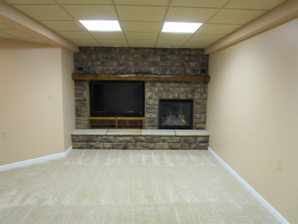 307 Main Street Kennerdell, PA 16374 - Photo 17 of 42