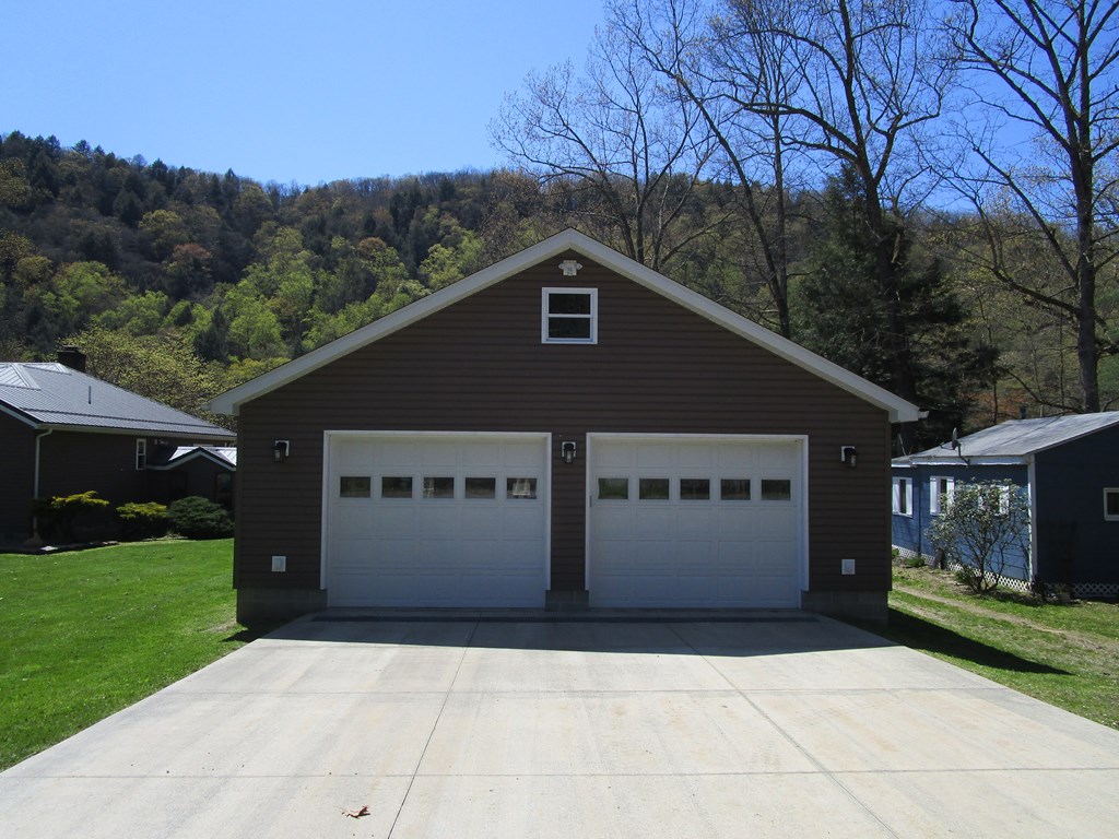307 Main Street Kennerdell, PA 16374 - Photo 29 of 42