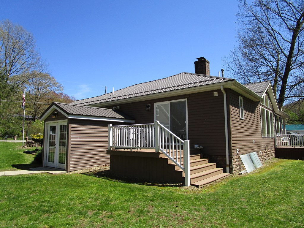 307 Main Street Kennerdell, PA 16374 - Photo 36 of 42