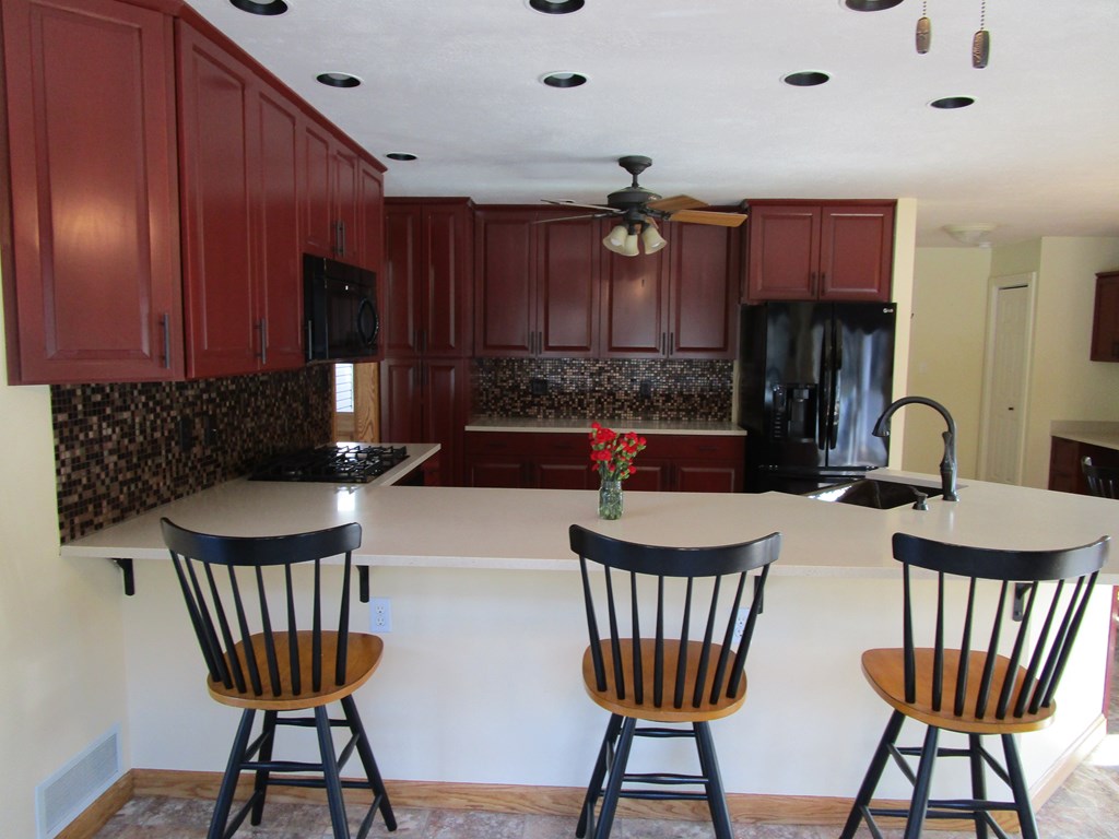 307 Main Street Kennerdell, PA 16374 - Photo 4 of 42