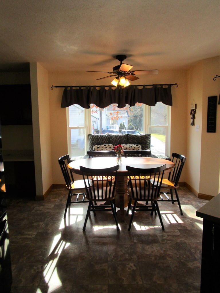 307 Main Street Kennerdell, PA 16374 - Photo 6 of 42