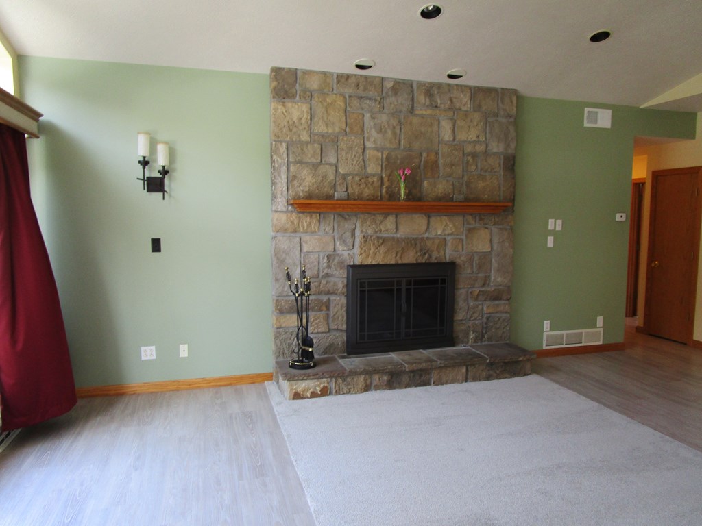 307 Main Street Kennerdell, PA 16374 - Photo 7 of 42