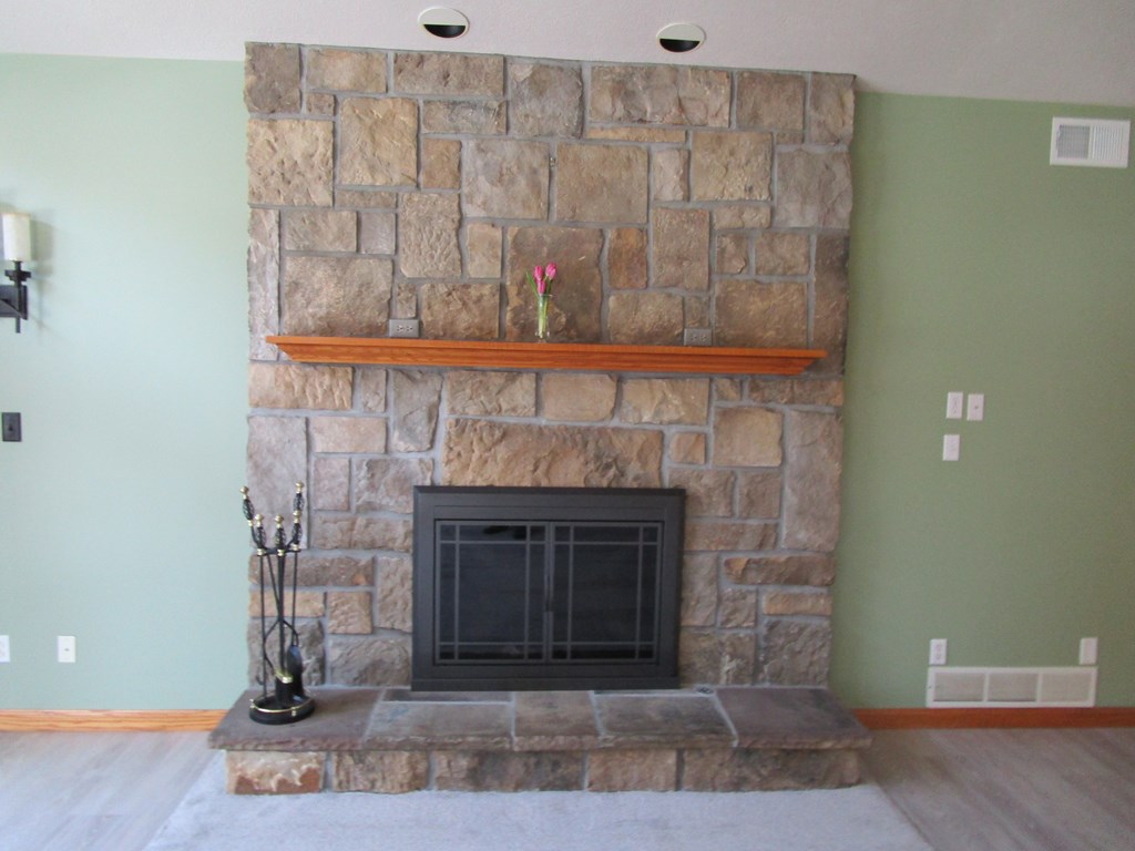 307 Main Street Kennerdell, PA 16374 - Photo 8 of 42