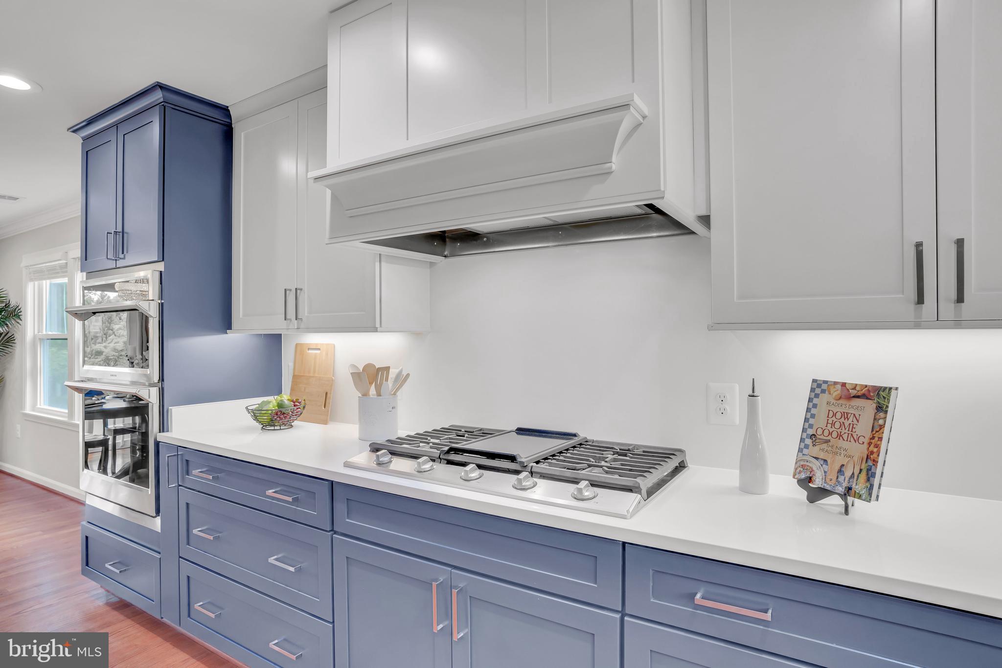 1929 Hull Road Vienna, VA 22182 - Photo 14 of 59 Beautiful new cooktop and range hood