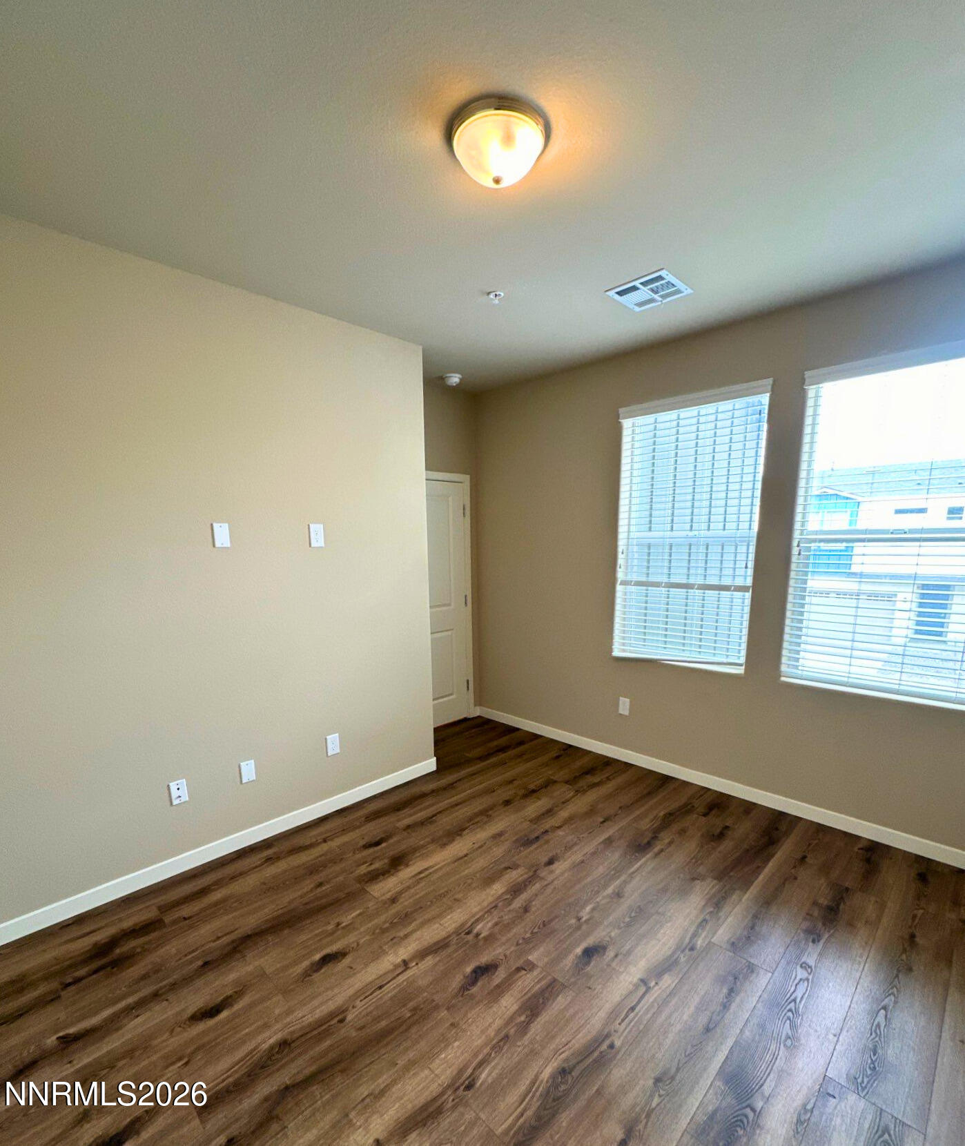 4932 Cavestone Road Sun Valley, NV 89433 - Photo 9 of 16 2184389e-49eb-492d-93ca-7676af615684