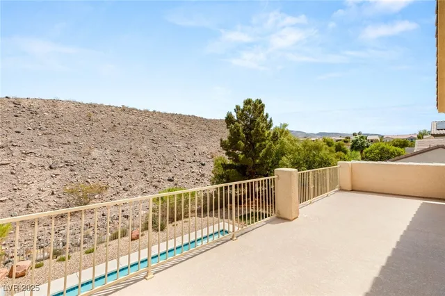 $6,500 | 17 Morninglow Pass, Henderson, NV 89052