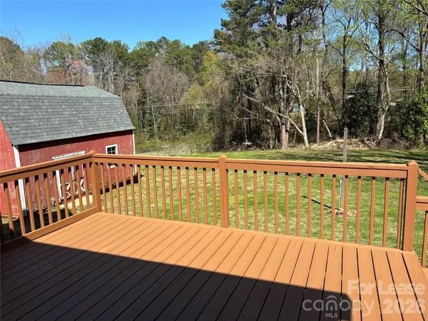 $1,200 | 194 Lawing Street, Lincolnton, NC 28092