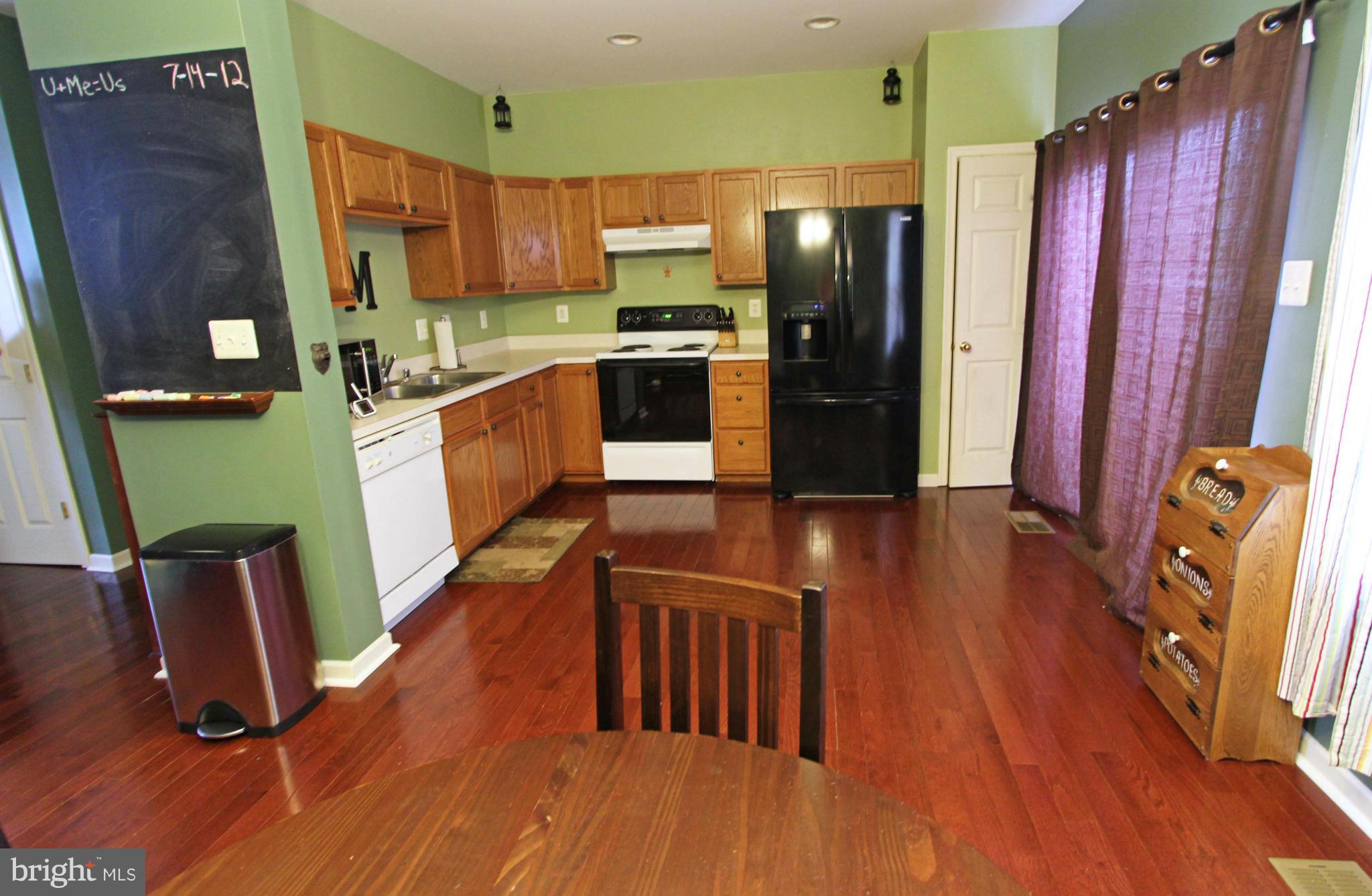 832 Lowe Road Baltimore, MD 21220 - Photo 12 of 19 Kitchen