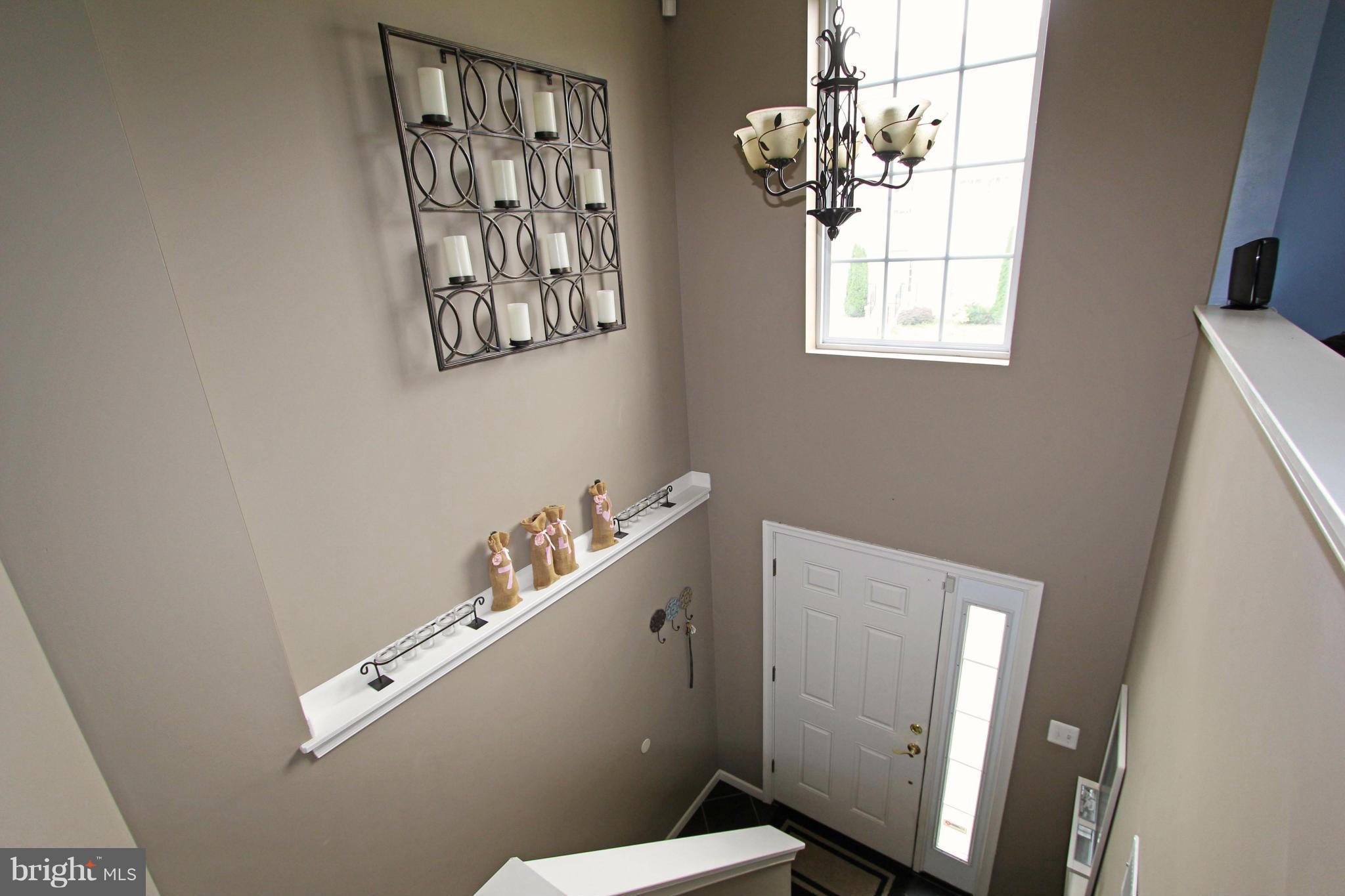 832 Lowe Road Baltimore, MD 21220 - Photo 3 of 19 Interior (General)