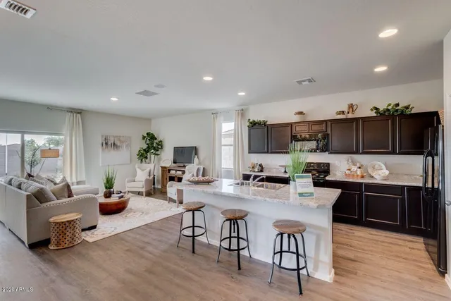 $1,795 | 31044 West Weldon Avenue, Buckeye, AZ 85396