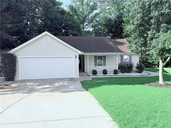$2,000 | 324 Amelia Garden Way Southeast, Lawrenceville, GA 30045