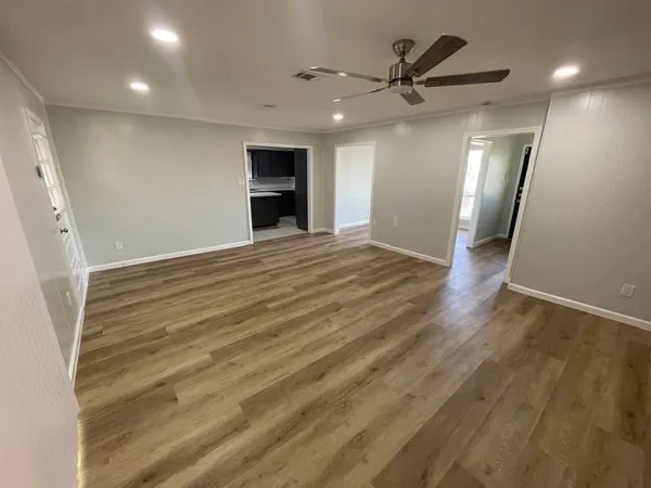 $2,000 | 11002 Segrest Drive, Houston, TX 77047