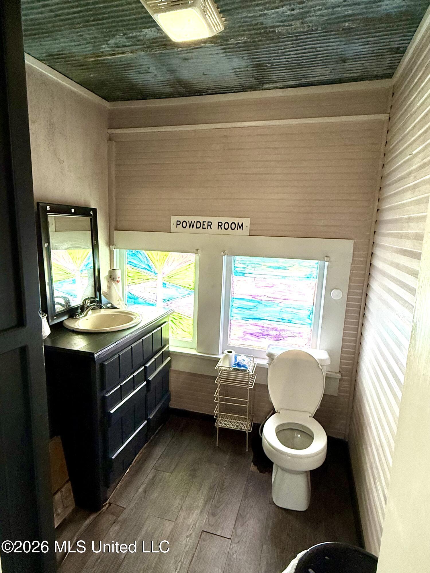 9724 Old Hillsboro Road Forest, MS 39074 - Photo 11 of 18 Half Bath