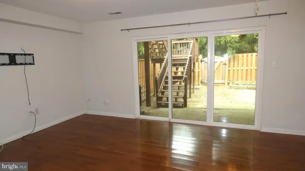 $3,000 | 18278 Rolling Meadow Way, Olney, MD 20832