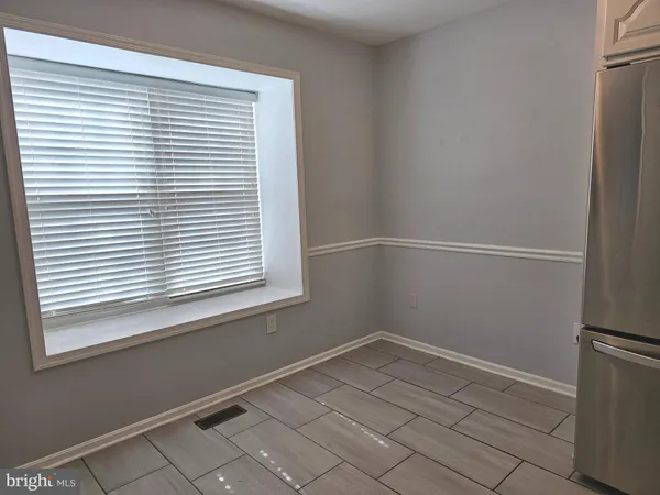 $3,000 | 18278 Rolling Meadow Way, Olney, MD 20832
