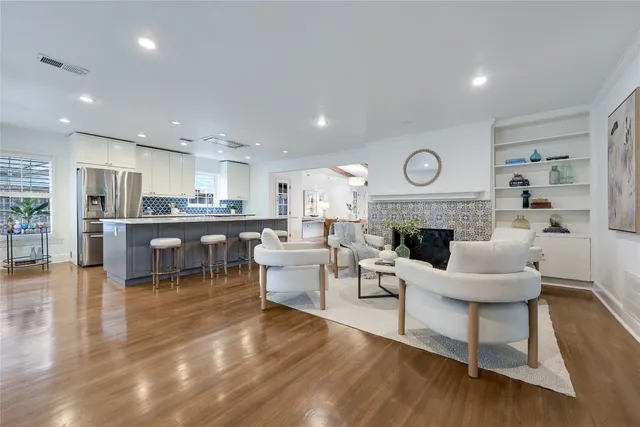 $1,295,000 | 2908 Perry Lane, Austin, TX 78731