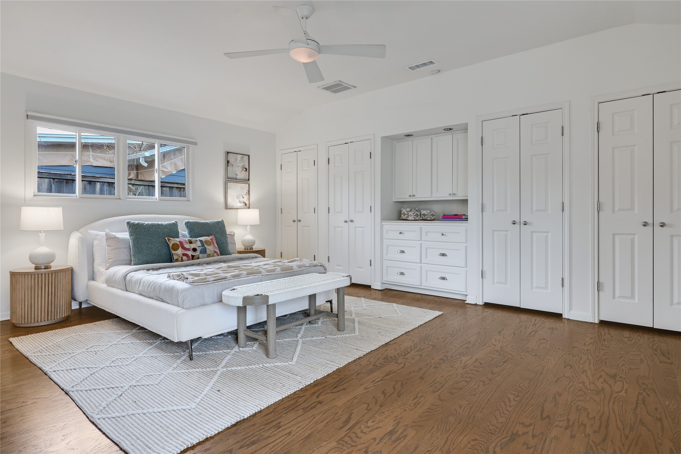 2908 Perry Lane Austin, TX 78731 - Photo 18 of 37 a living room with furniture and a table