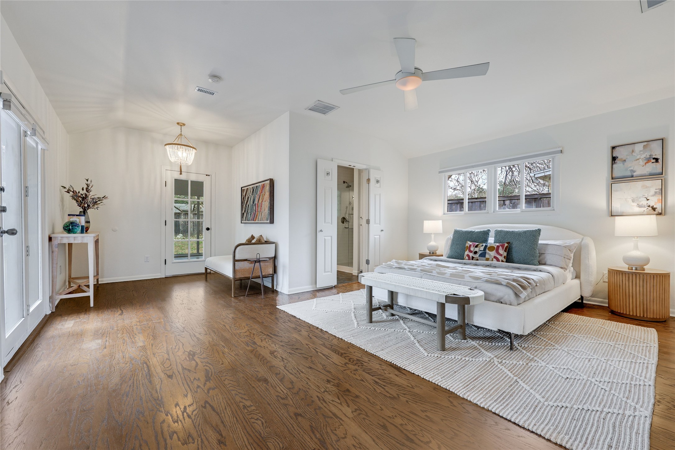 2908 Perry Lane Austin, TX 78731 - Photo 19 of 37 a living room with furniture and wooden floor