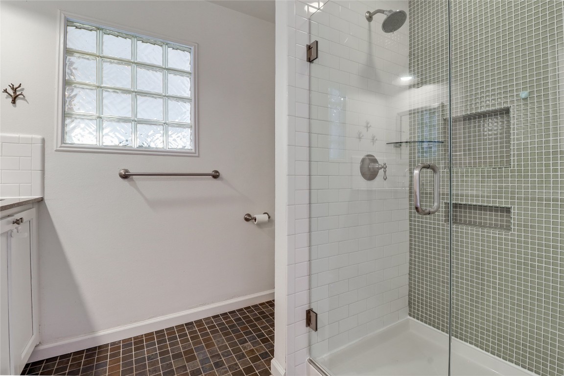 2908 Perry Lane Austin, TX 78731 - Photo 20 of 40