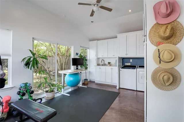 $1,295,000 | 2908 Perry Lane, Austin, TX 78731