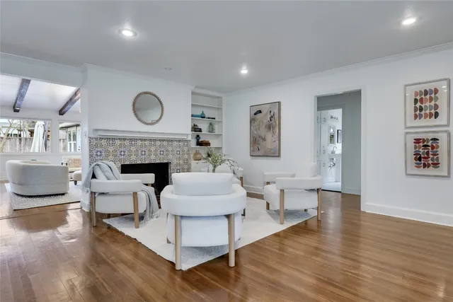 $1,295,000 | 2908 Perry Lane, Austin, TX 78731