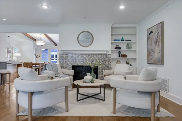 $1,295,000 | 2908 Perry Lane, Austin, TX 78731