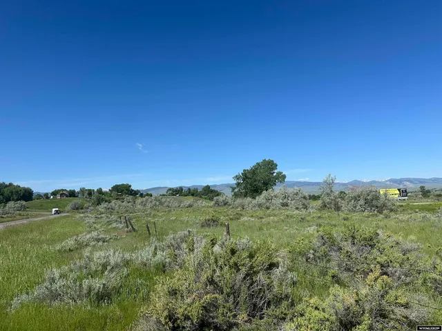 $80,000 | 3 Chittim Road, Lander, WY 82520