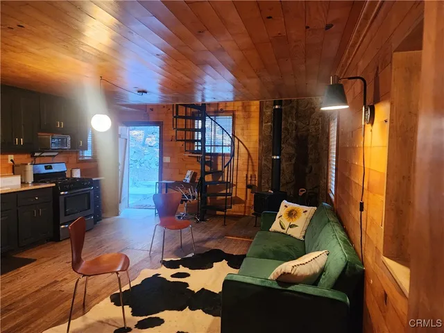 $299,000 | 25626 Mid Lane, Twin Peaks, CA 92391