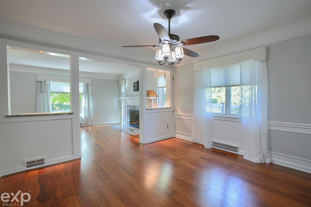 1208 Vernier Road Grosse Pointe Woods, MI 48236 - Photo 6 of 26