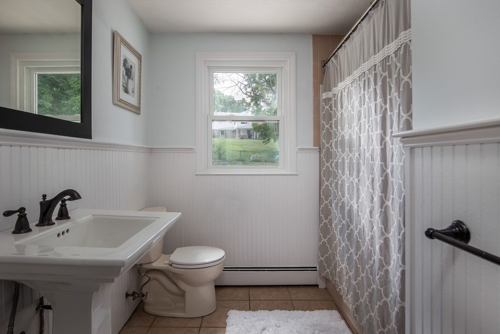 35 Eastview Road Hopkinton, MA 01748 - Photo 17 of 18 Gallery Image 17