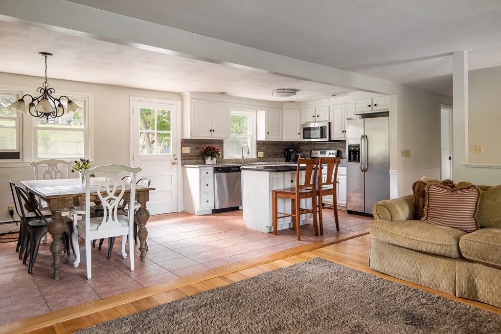 35 Eastview Road Hopkinton, MA 01748 - Photo 7 of 18 Gallery Image 7