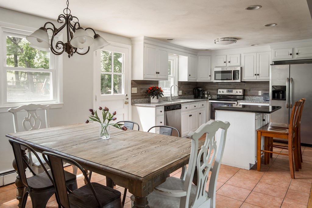 35 Eastview Road Hopkinton, MA 01748 - Photo 8 of 18 Gallery Image 8