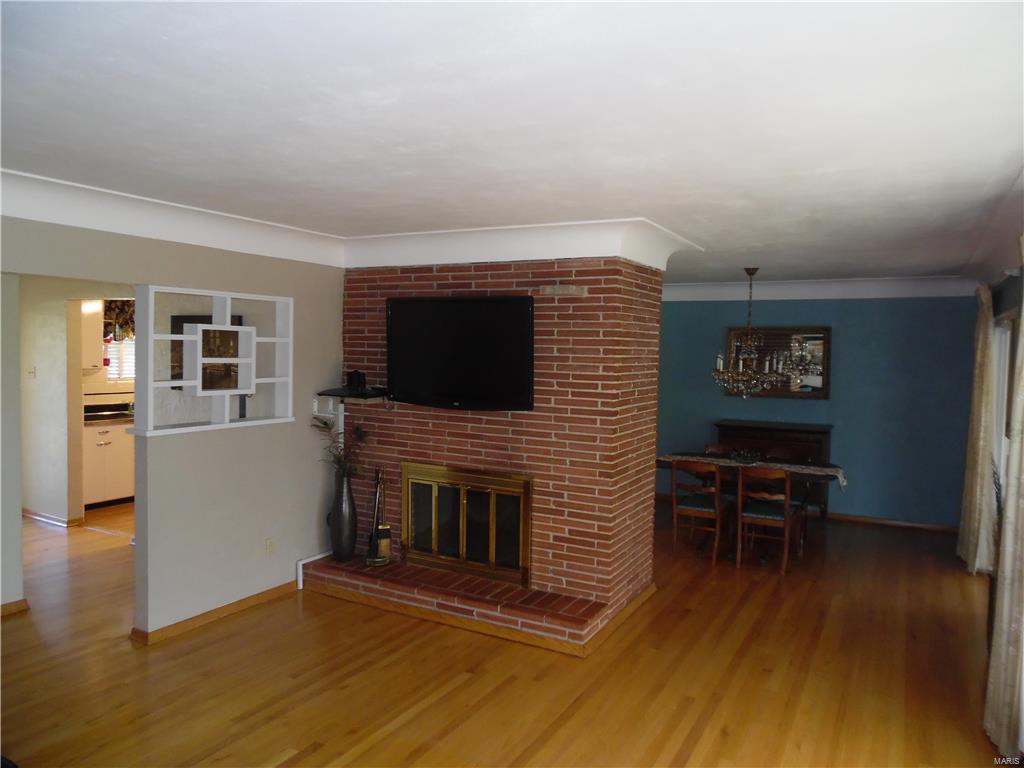 812 Werner Road Belleville, IL 62223 - Photo 2 of 32 Gallery Image 2