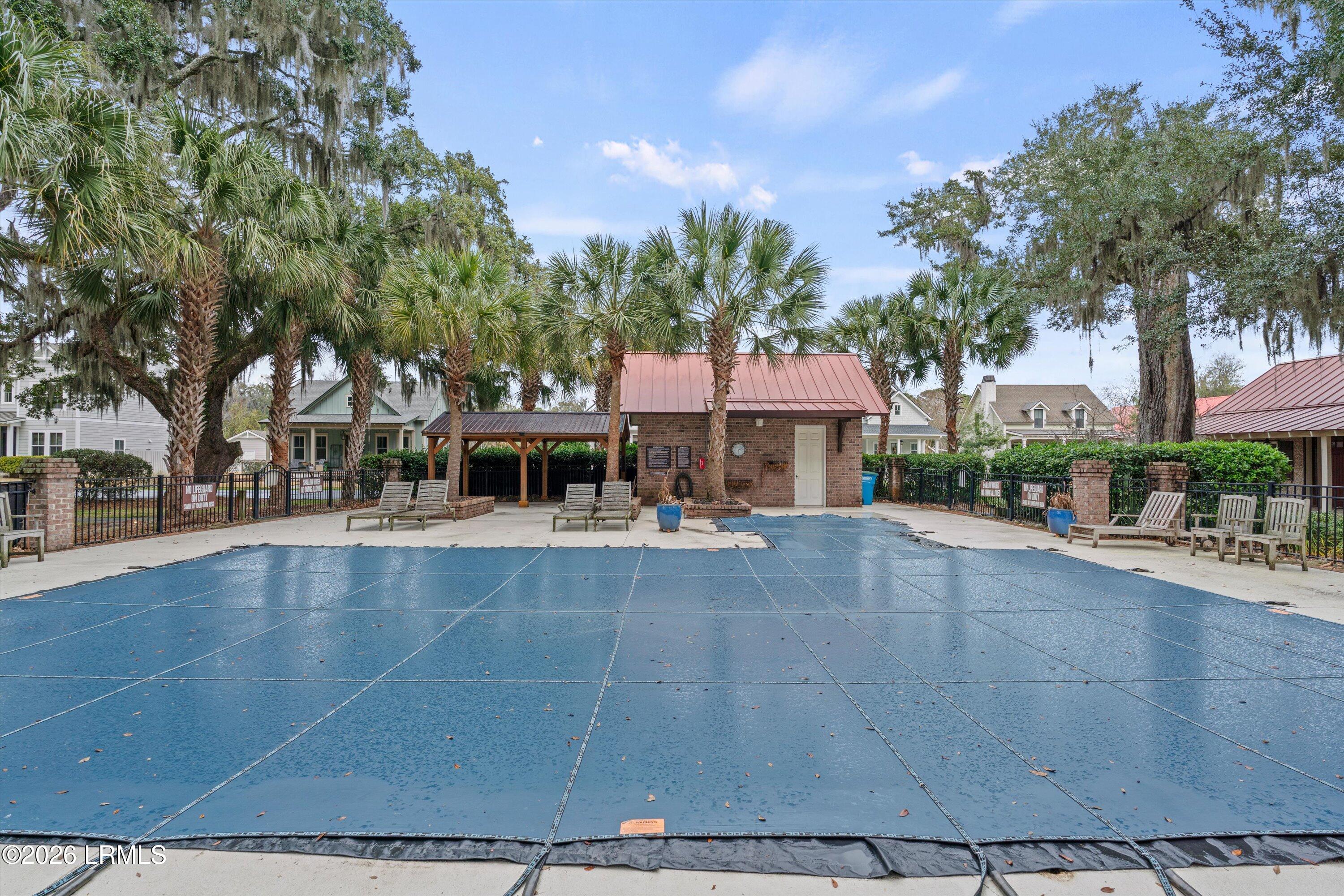 90 Gautier Place Beaufort, SC 29902 - Photo 12 of 21 55-Amenities
