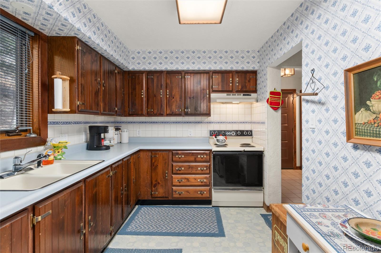 4120 Fall River Road Idaho Springs, CO 80452 - Photo 8 of 20 Gallery Image 8