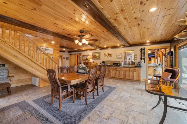 $1,240,000 | 1920 Highway 11, International Falls, MN 56649
